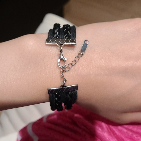 Harry Potter Deathly Hallows Bracelet - Picture 3 of 3